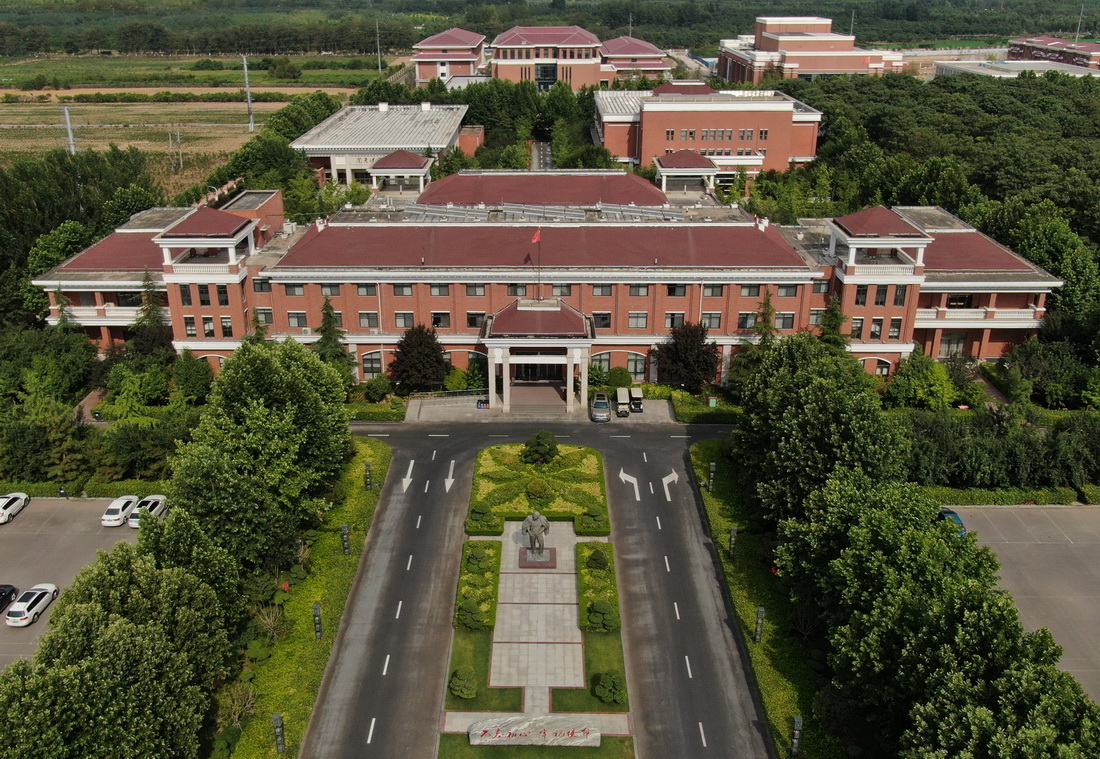 這是6月23日拍攝的焦裕祿干部學院（無人機照片）。新華社記者 李安 攝