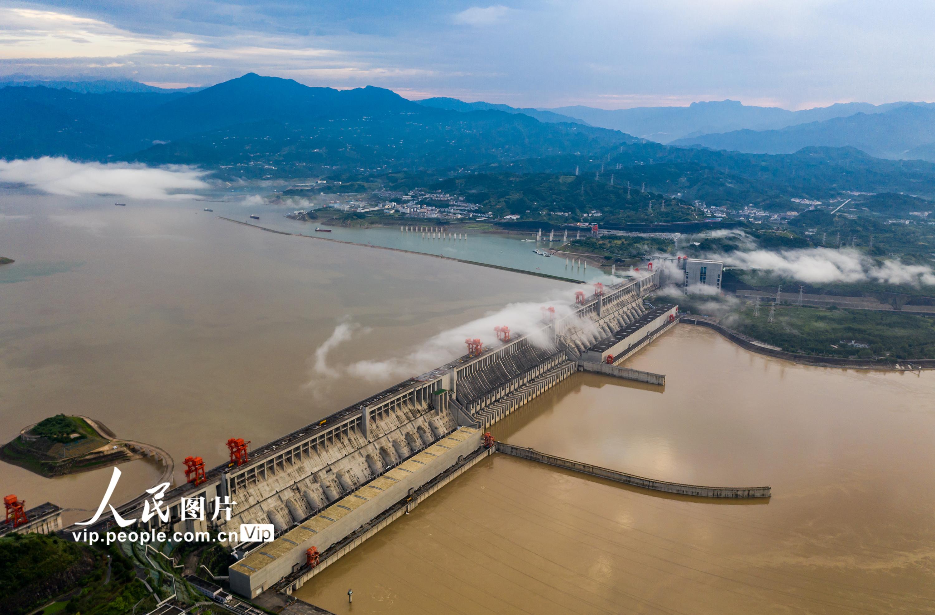 湖北宜昌：三峡梯级水库总防洪库容达386亿立方米