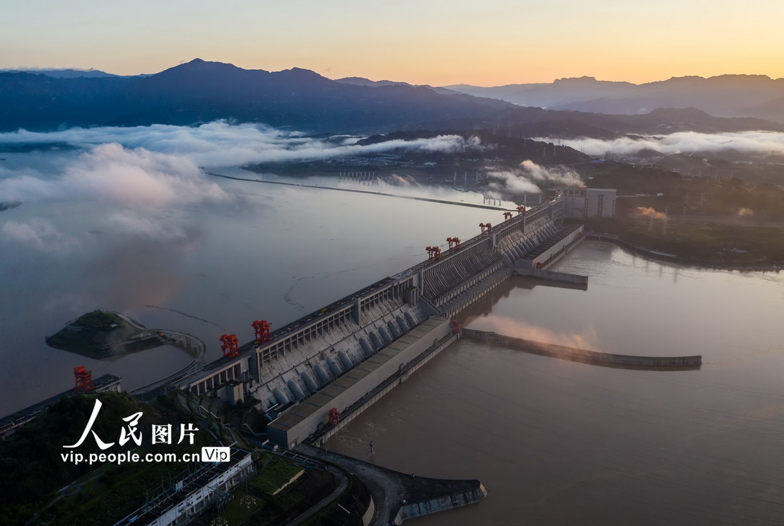近日拍攝的長江三峽水利樞紐工程。鄭家裕攝（人民圖片網）
