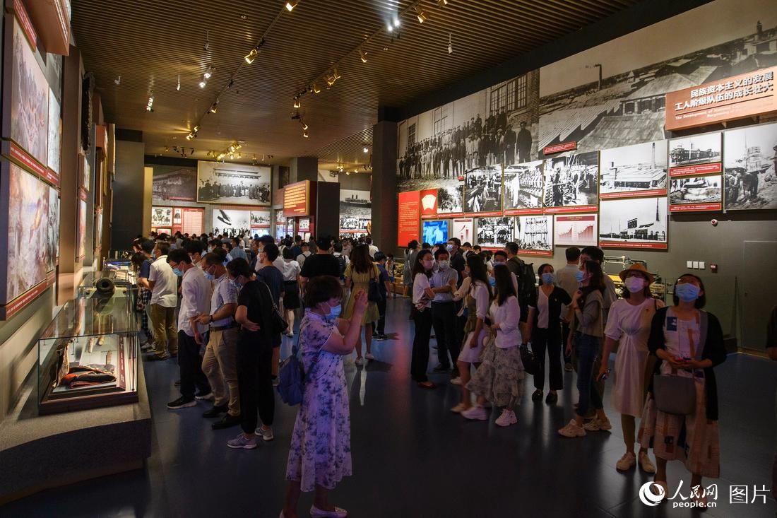 中國共產黨歷史展覽館今起正式對社會公眾開放【5】