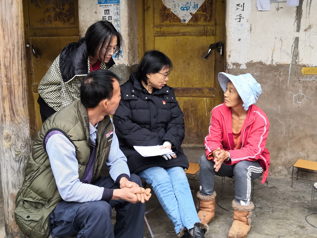“校长妈妈”张桂梅：燃烧自己 点亮梦想