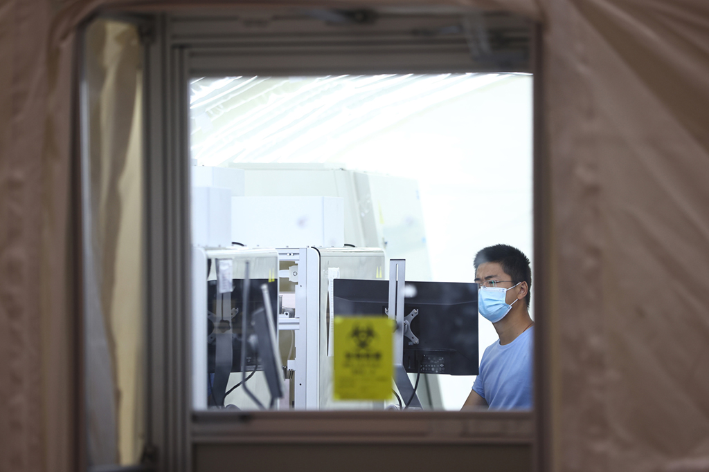 南京搭建“火眼”实验室 单日核酸检测量可达200万人份【6】