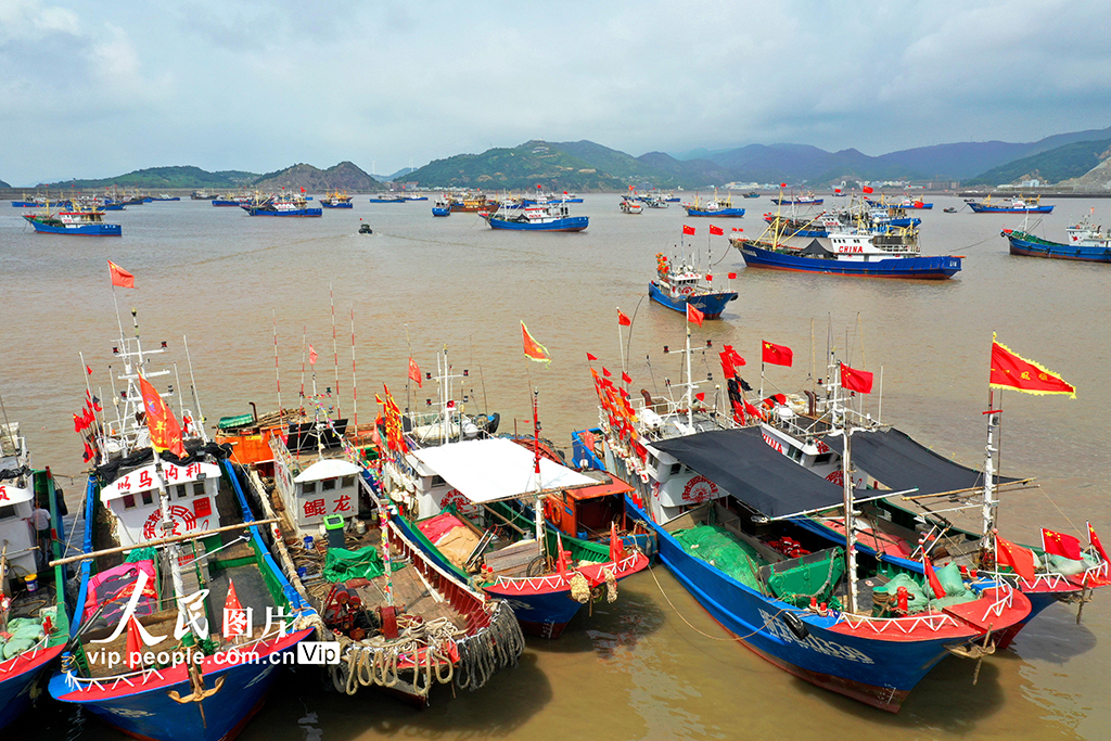 浙江玉環：開海在即 漁民們整裝待發
