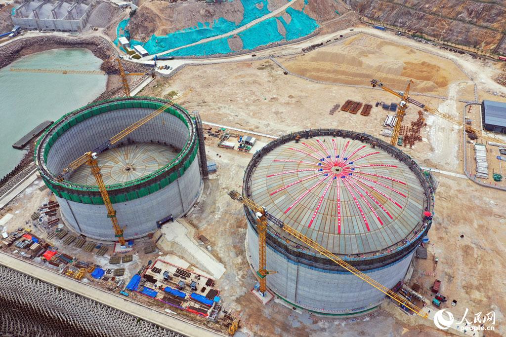 浙江温州：液化天然气（LNG）项目2号储罐穹顶顺利顶升到位【3】