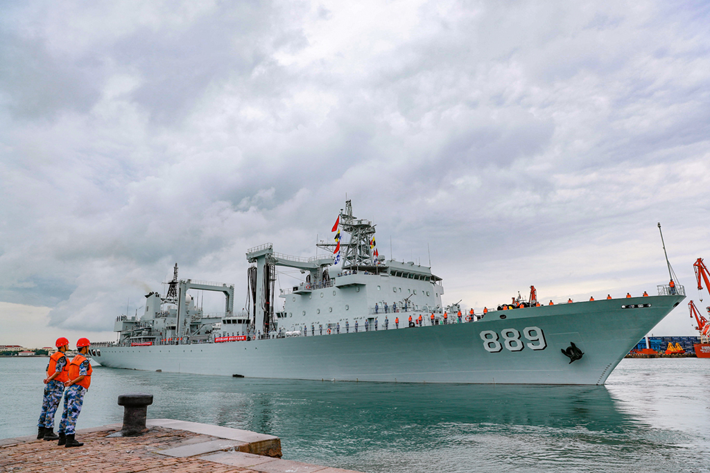 中國海軍第39批護航編隊起航奔赴亞丁灣