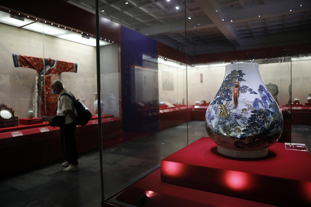 北京：頤和園博物館挂牌成立 “皇家園林”各類文物亮相首展【3】