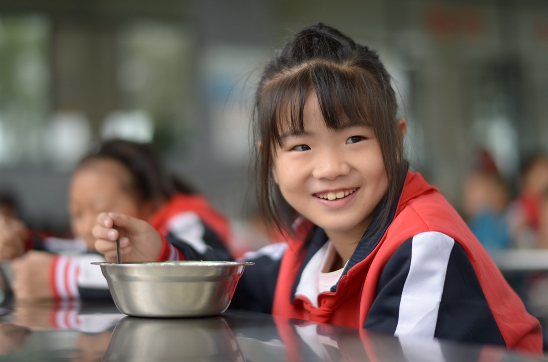 營養改善計劃造福黔北山區學子