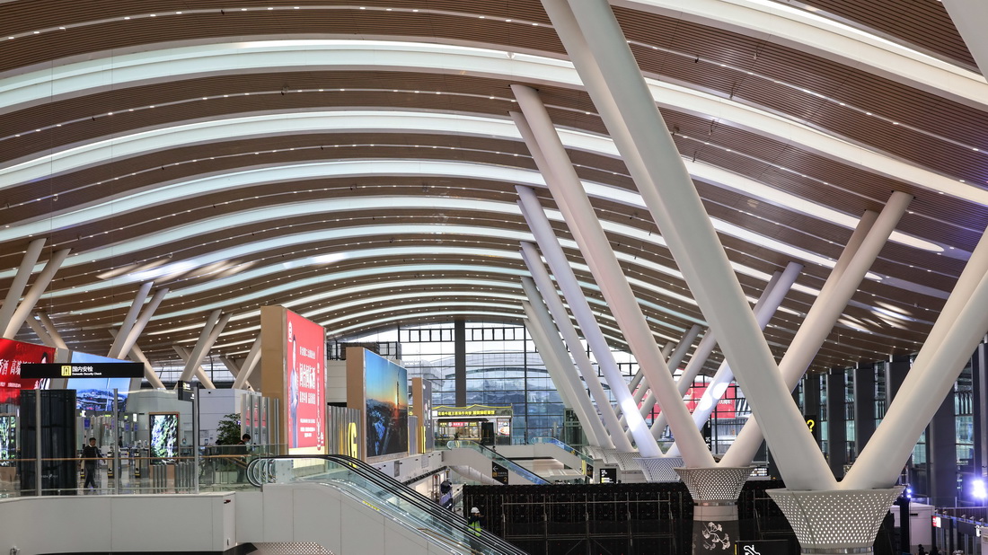 12月14日拍攝的貴陽龍洞堡國際機場3號航站樓內部。