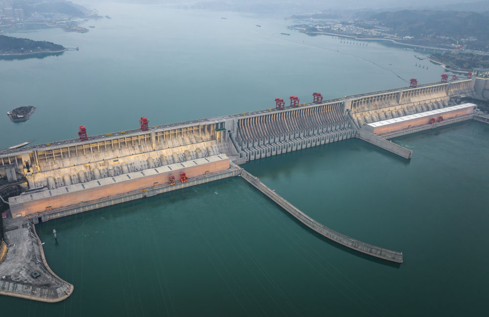 2月1日拍攝的長江三峽樞紐工程（無人機照片）。
