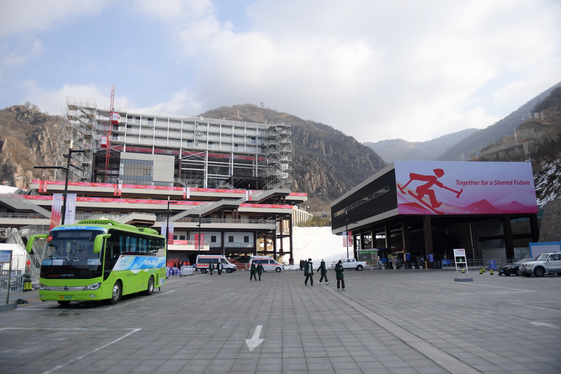 这是2月28日拍摄的国家高山滑雪中心。新华社记者 张晨霖 摄