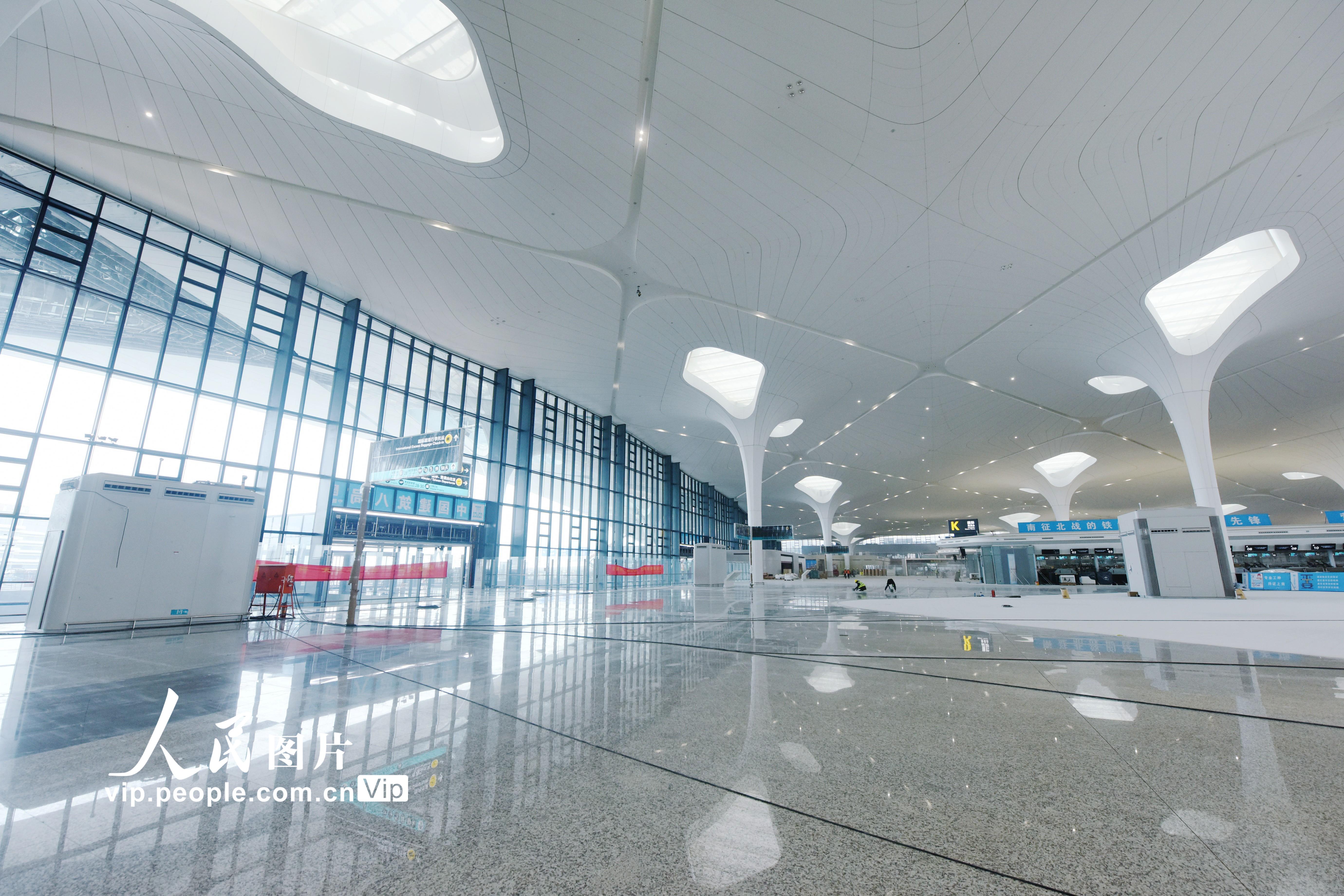 2022年3月15日，拍攝到的杭州蕭山國際機場T4航站樓的出發大廳一角。