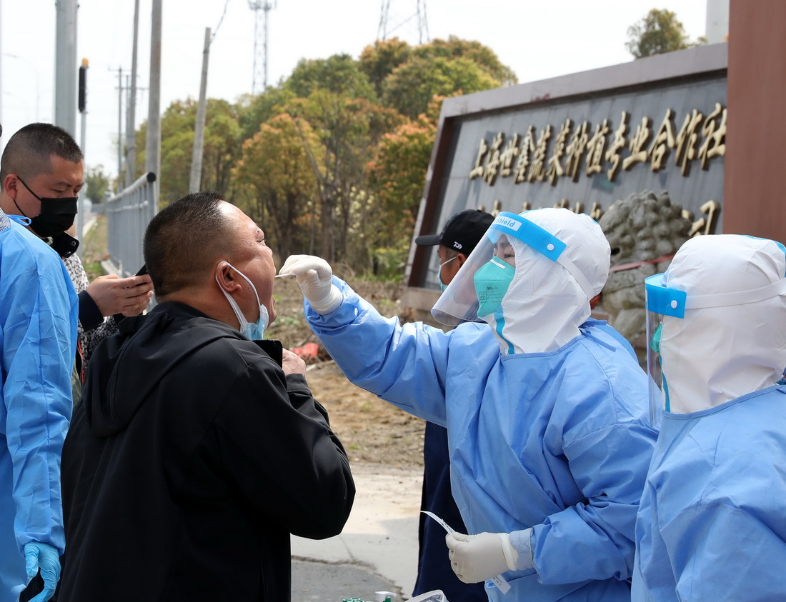 3��30�գ���ҽ�����֯ҽ����Ա����Ϊ�����߲˺�����Ĺ��˽��к�����������»������ ��ӱ ��