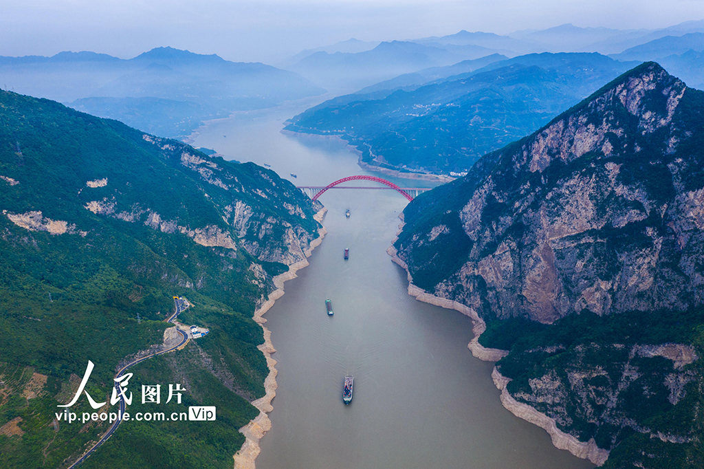 湖北宜昌：三峽水庫水位提前消落至145米
