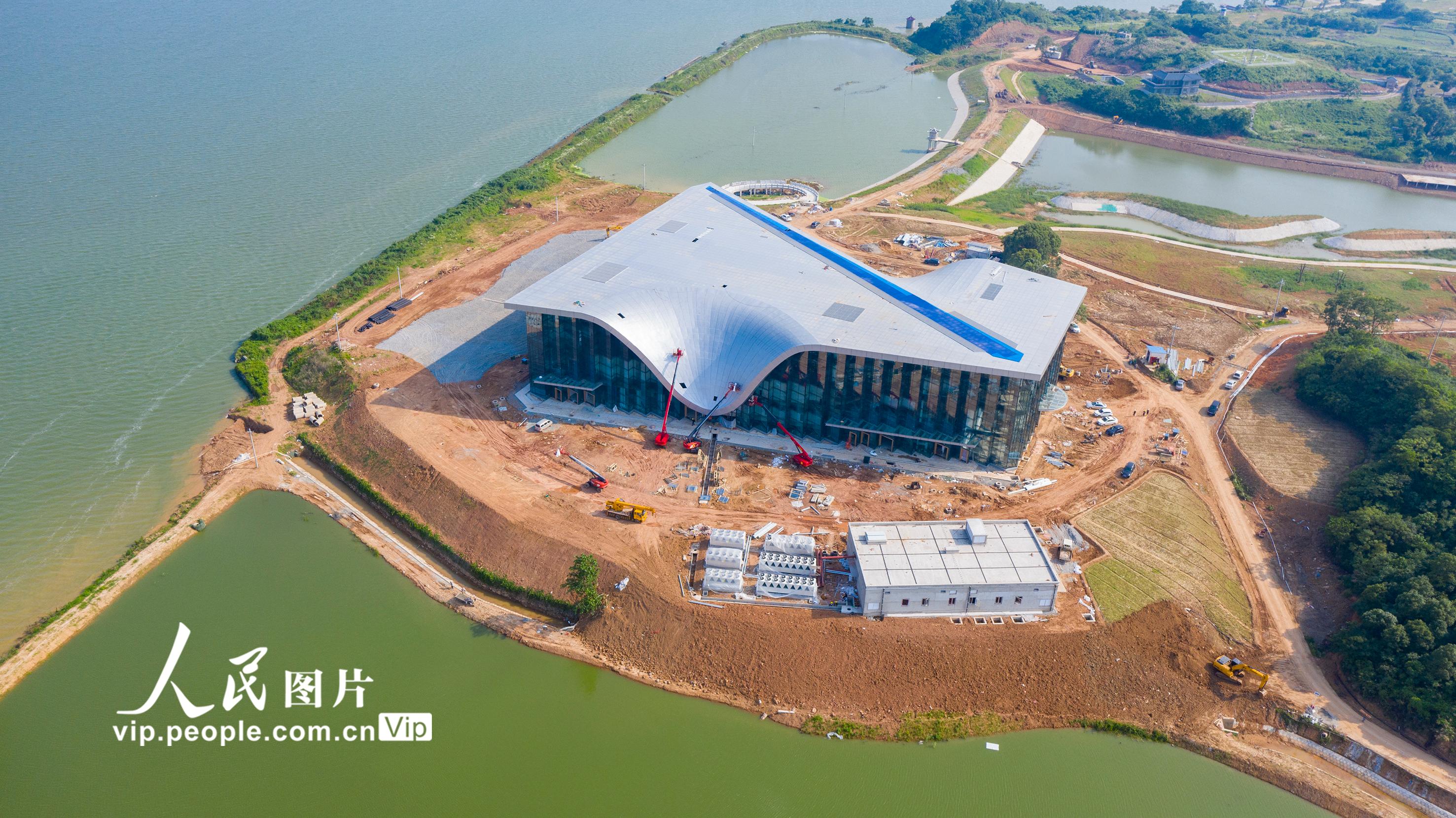 江西湖口：长江鄱阳湖水生物保护基地建设正酣