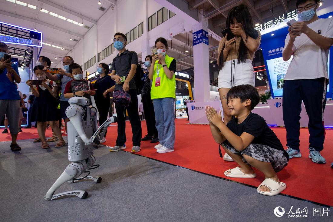 2022世界機器人大會博覽會在北京拉開帷幕