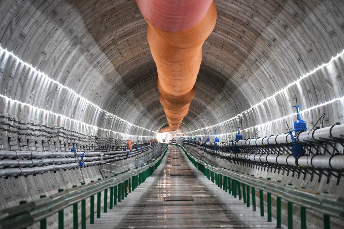 這是深江鐵路珠江口隧道廣州南沙段已經完成掘進和裝配的路段（9月27日攝）。
