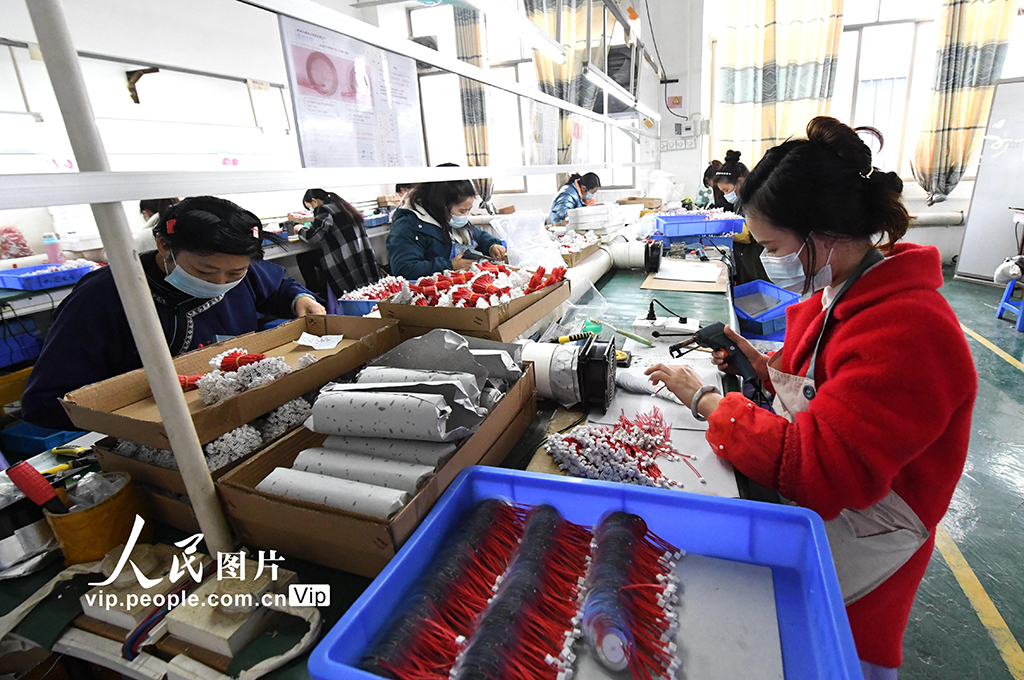 贵州榕江：东西部协作助群众家门口就业增收【5】