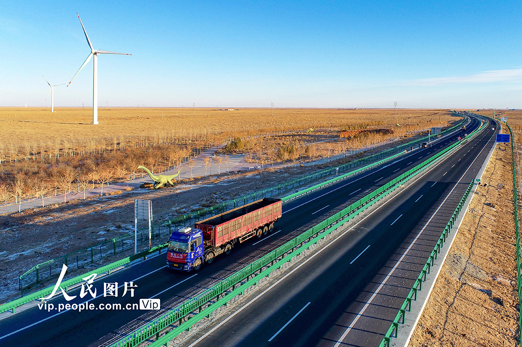 內蒙古二連浩特：二廣高速二連浩特至賽漢塔拉段改擴建公路正式通車【5】