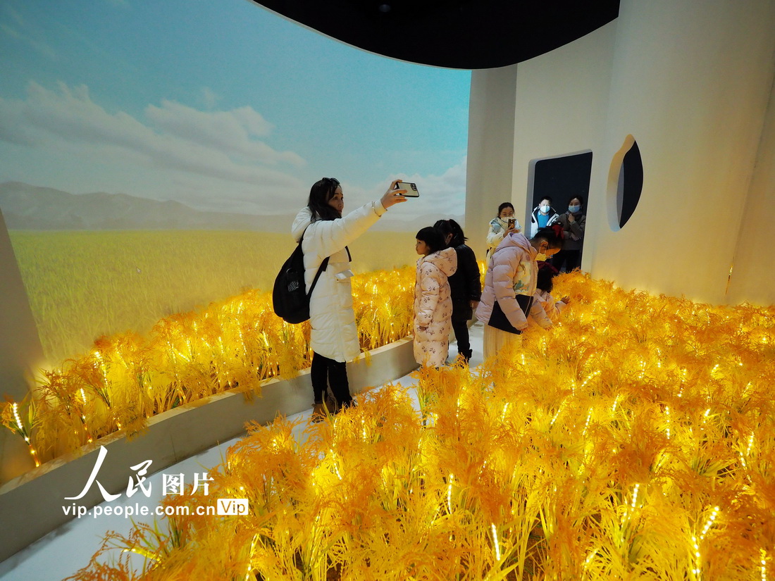 北京：“遇見未來”主題展覽開展 小朋友科技館裡過大年【8】