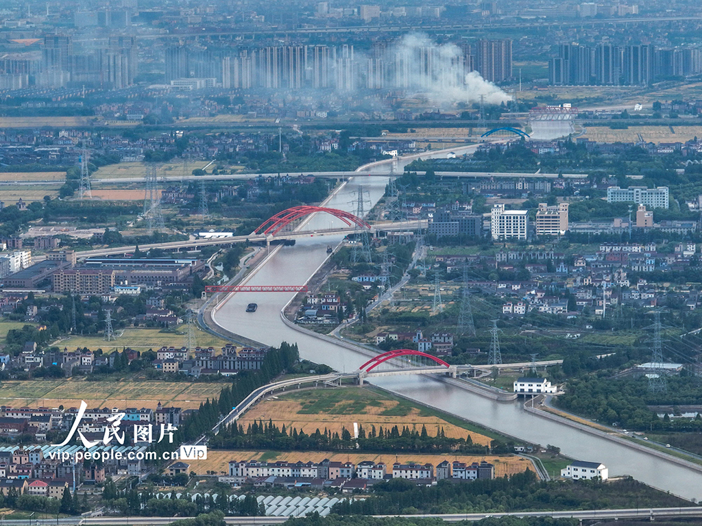 浙江杭州：京杭大運河新老航段正式連通