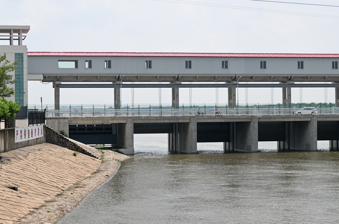 8月2日，天津市獨流減河進洪南閘開啟閘口泄水。