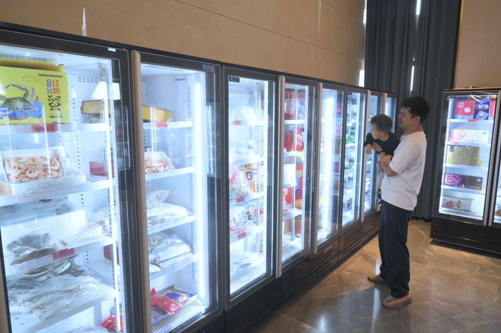 10��17�գ�������λ����ӡ�ᡰ����˫԰���ĸ�����������޹�˾չ���ιۡ�