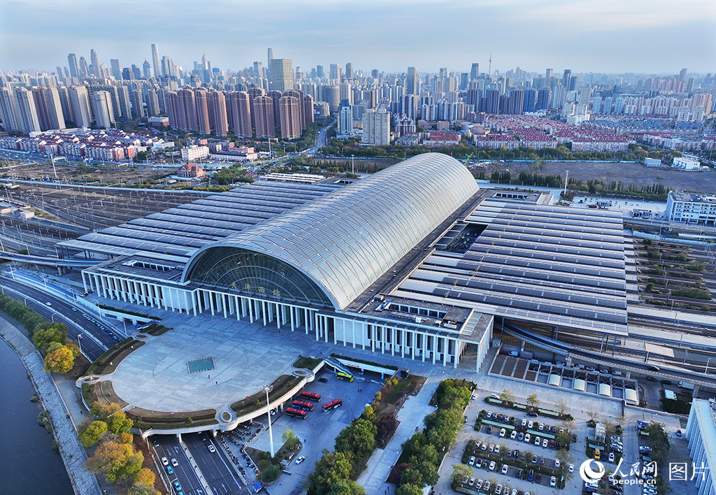 ���˳Ǽ���·��������վ�⾰(���˻�����)��