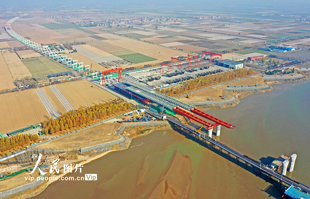 河南焦作：孟州黃河特大橋項目加速推進