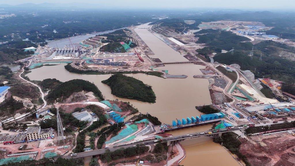 這是正在建設中的平陸運河青年樞紐（12月24日攝，無人機照片）。