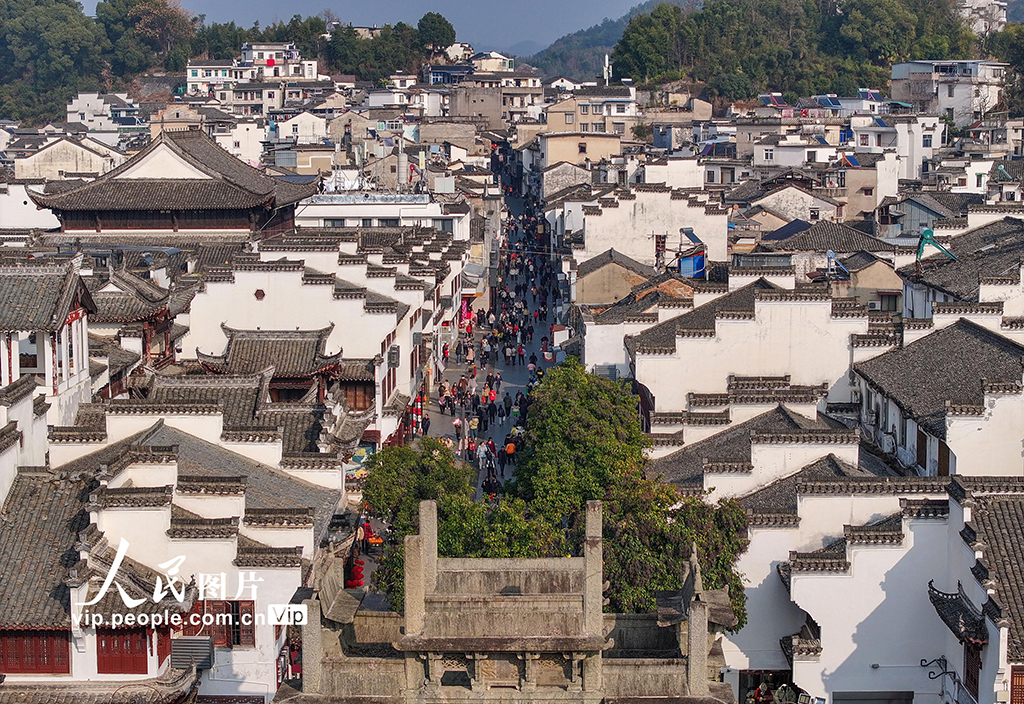 安徽黄山：徽州古城旅游热【5】