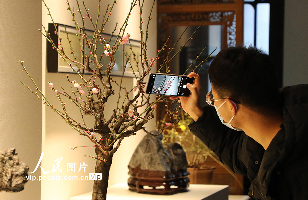 ��������ʨ���� ÷��Ʈ�㱨������3��