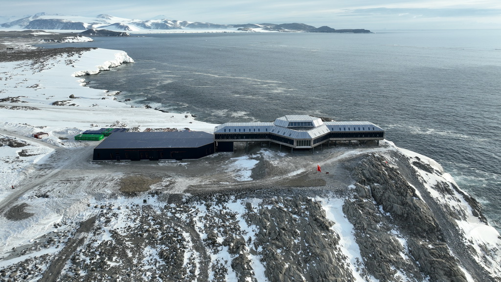 這是2月6日拍攝的中國南極秦嶺站（無人機照片）。新華社發（祝賀 攝）