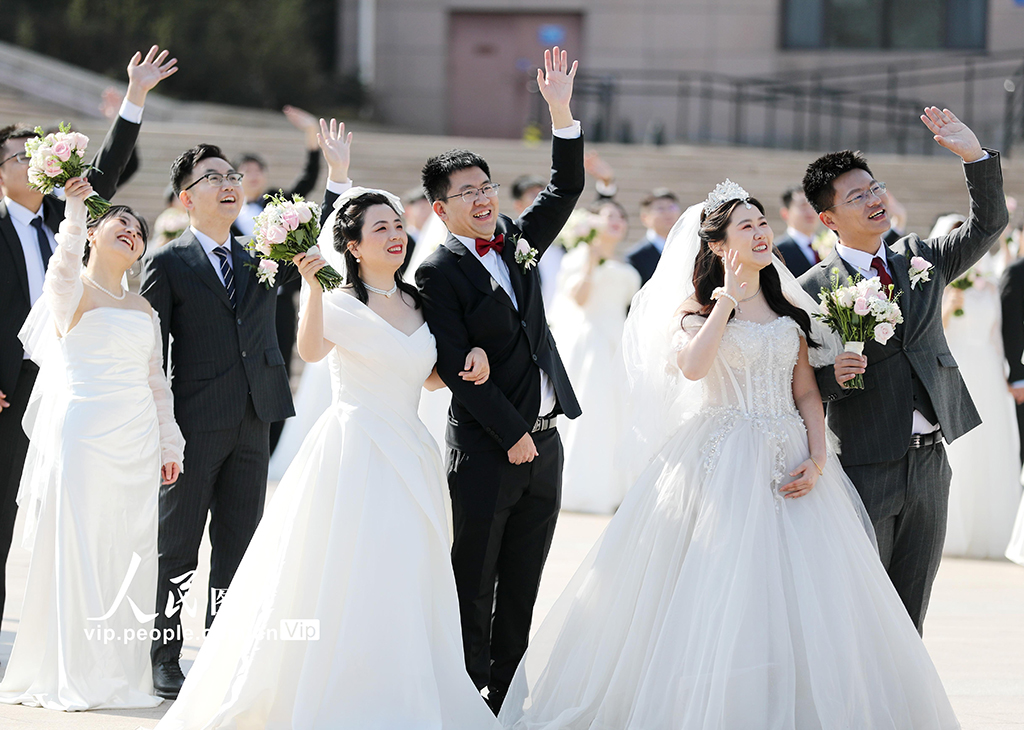 中國海洋大學為100對校友舉行集體婚禮【2】