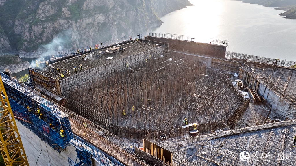 濟新高速黃河三峽大橋主體施工加緊推進【6】