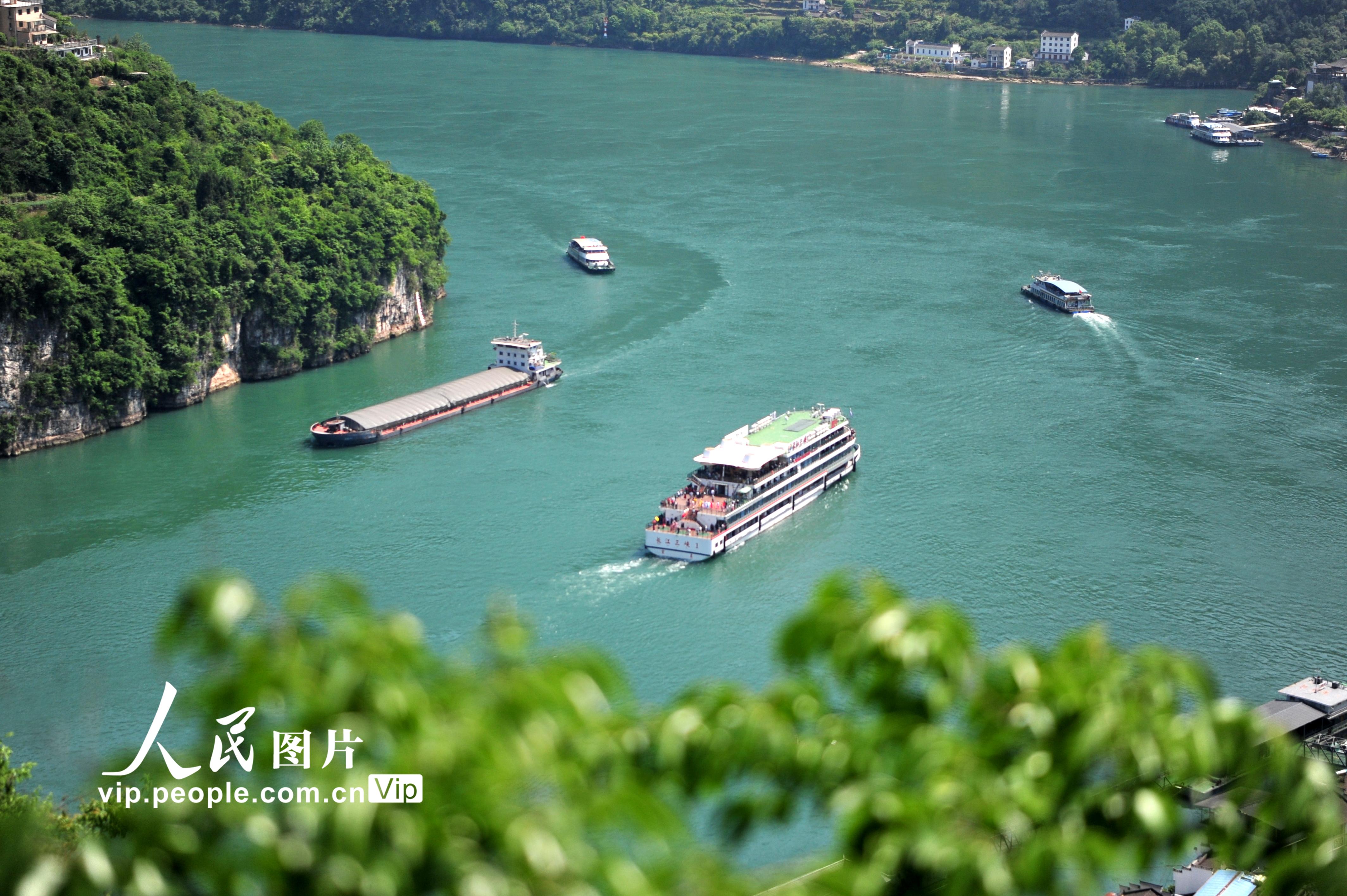 湖北宜昌：春日三峽旅游持續升溫【6】