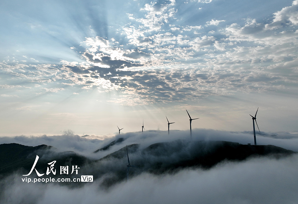 廣西興安：風電雲海景如畫【5】