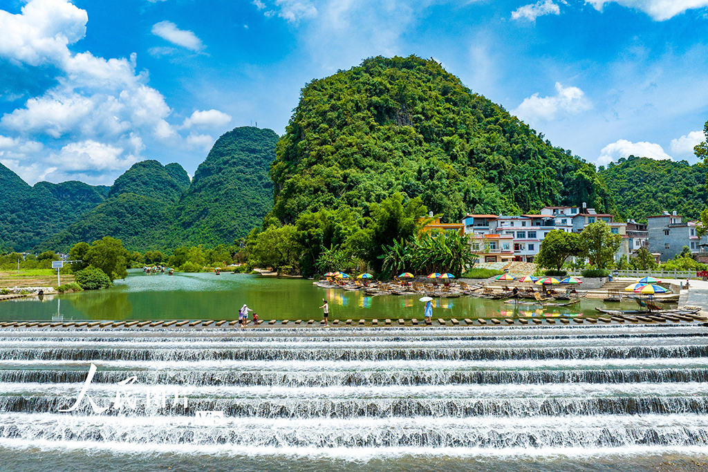 廣西陽朔：鄉村夏日風景如畫