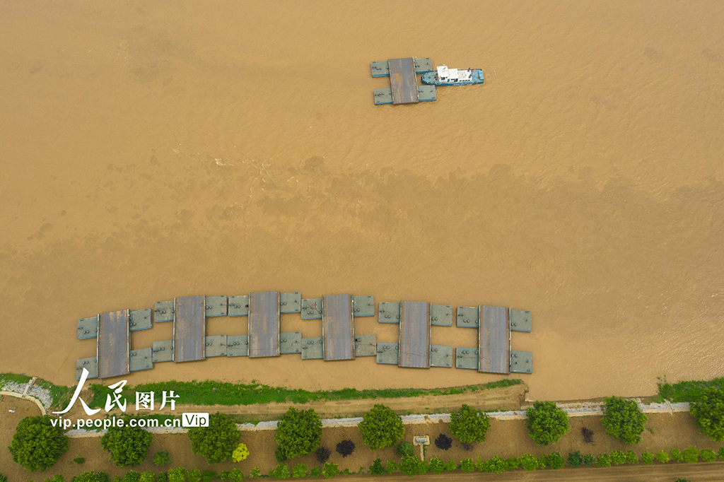 山東高青：拆除黃河浮橋 保汛期安全【4】