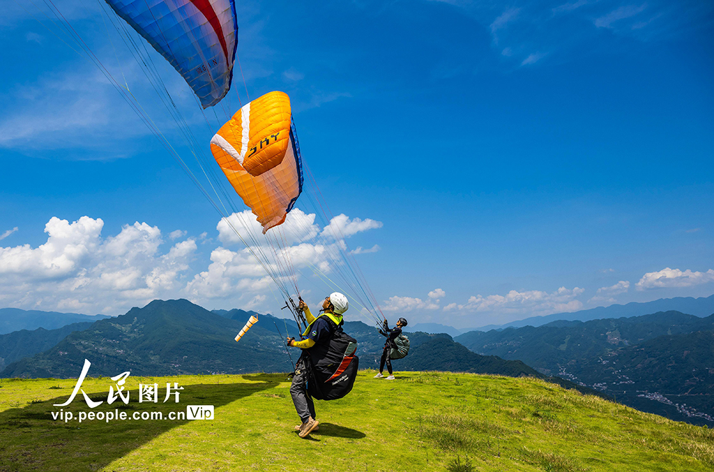 湖北秭歸：特色旅游“火”鄉村