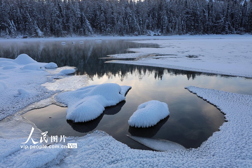 新疆阿勒泰：雪后喀纳斯湖美如仙境【3】