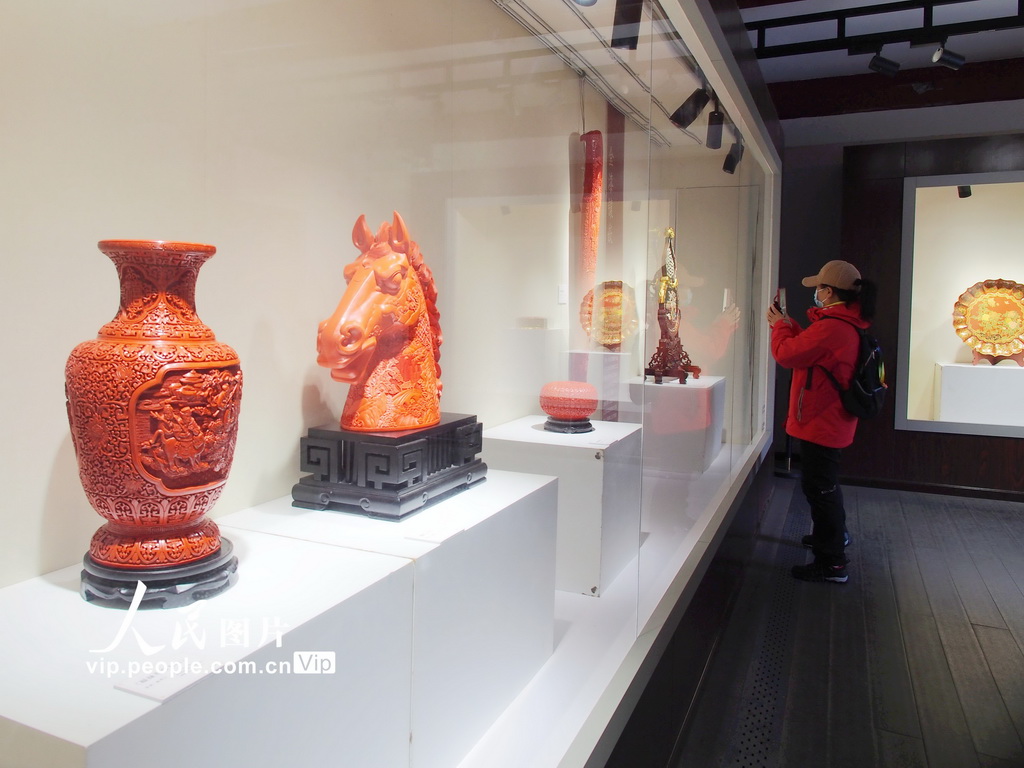 景山公園舉辦“北京宮廷非遺技藝精品展”