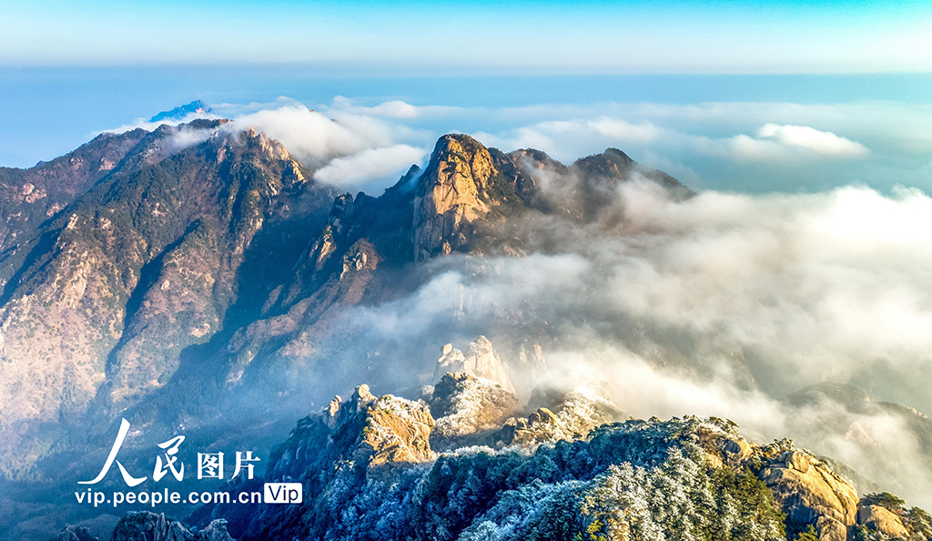 安徽池州：九华山冬景如画