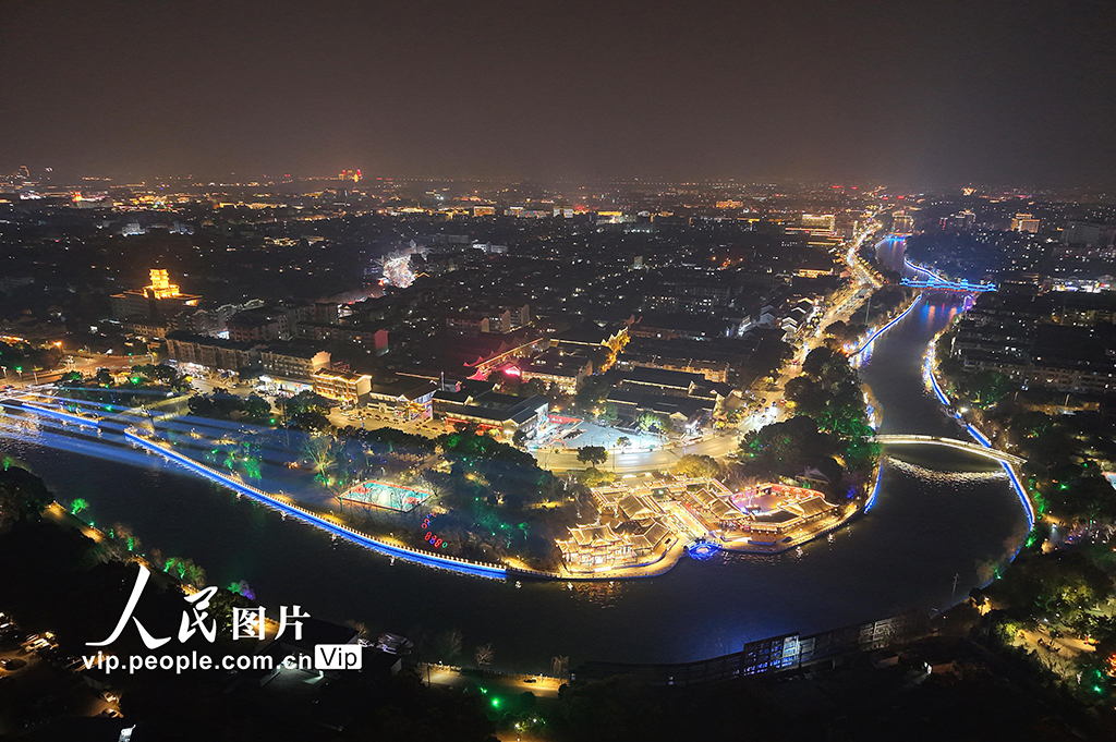 江苏扬州：古运河璀璨夜景