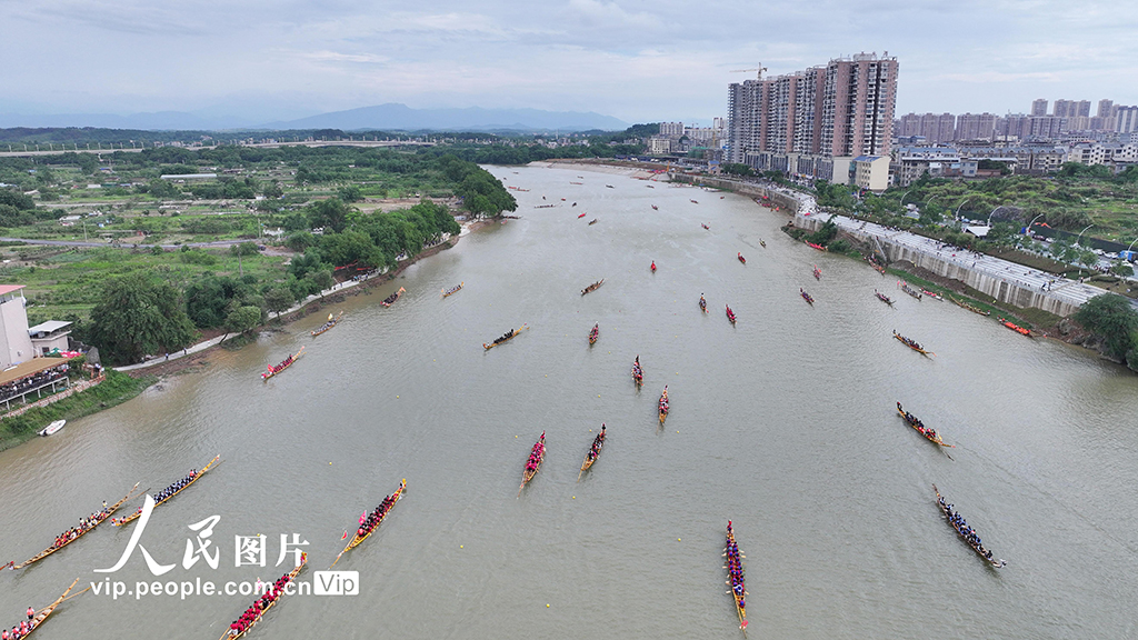 湖南道縣：“百龍巡游”迎端午【4】