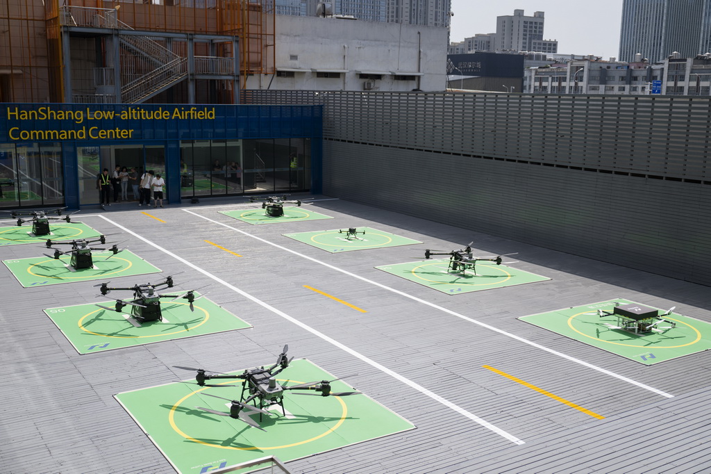 6月16日拍攝的漢商低空港停機坪。