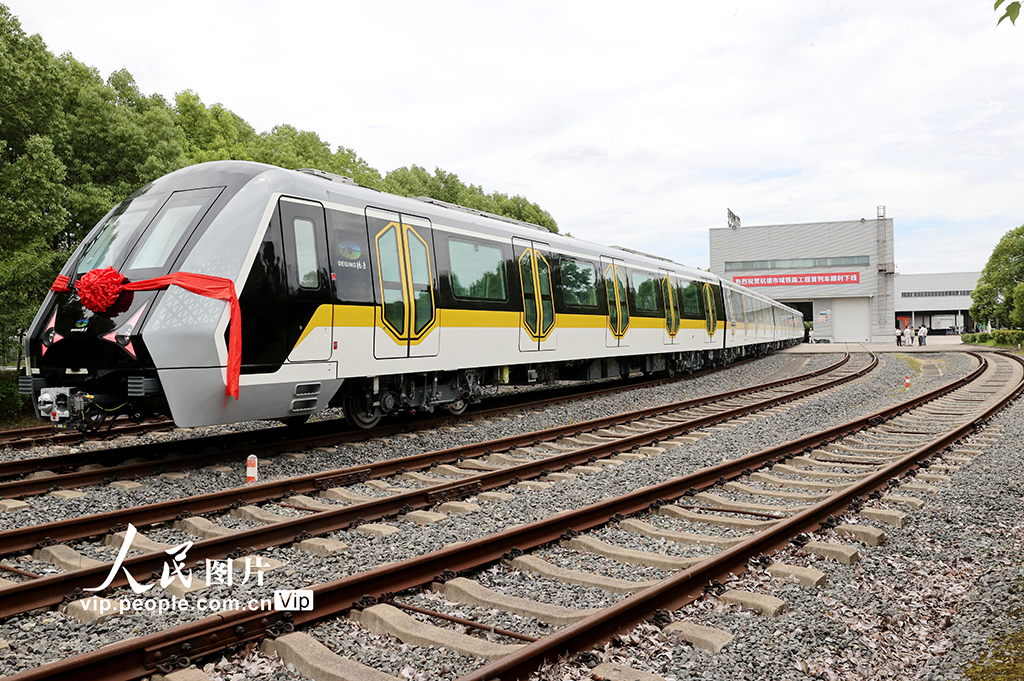 浙江杭州:杭德市域铁路工程首列车下线【2】
