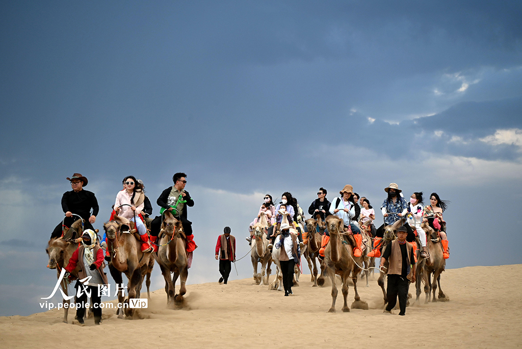 甘肃敦煌：大漠云景如画迎客来【8】