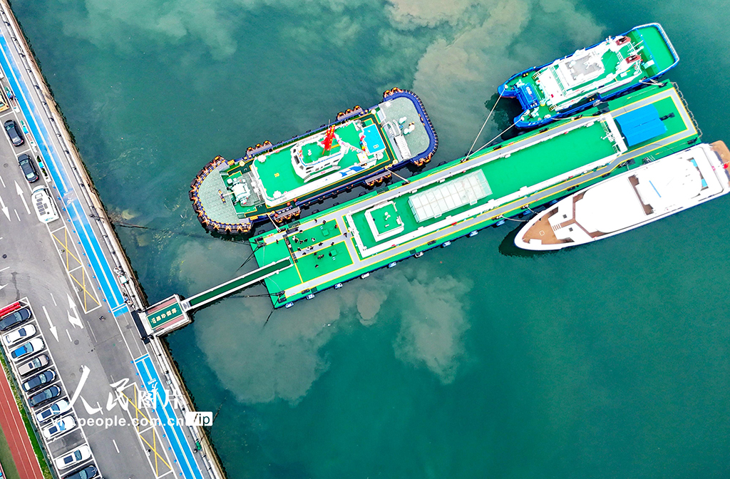 山东青岛：全国首艘氢电拖轮投用【7】