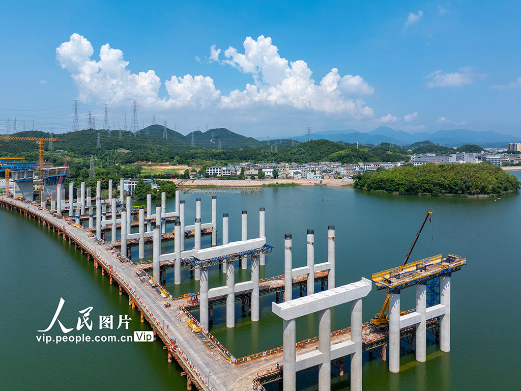 浙江寧海：楊梅嶺水庫大橋建設正酣【3】