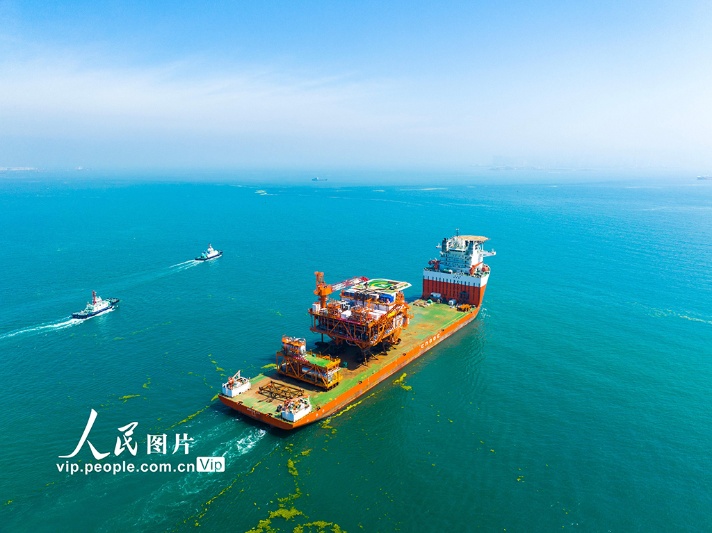 山東青島：西江24-7平台上部組塊陸地完工起運【6】